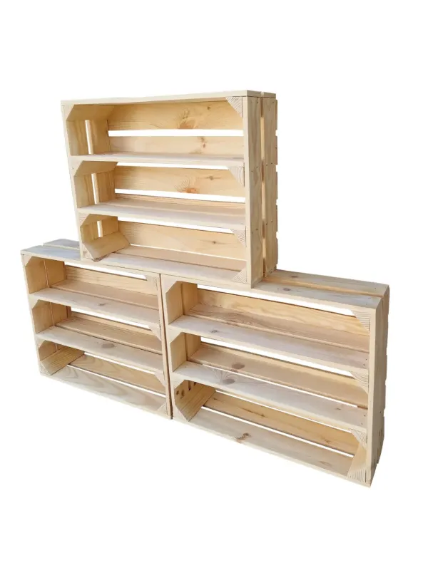 Projekt bez nazwy - 2025-12-13T173311.344 Wooden crates with shelves